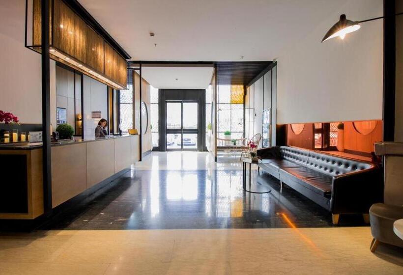 Yitel Hotel Shanghai Hongqiao Caohejing Hongmei Road Metro Station