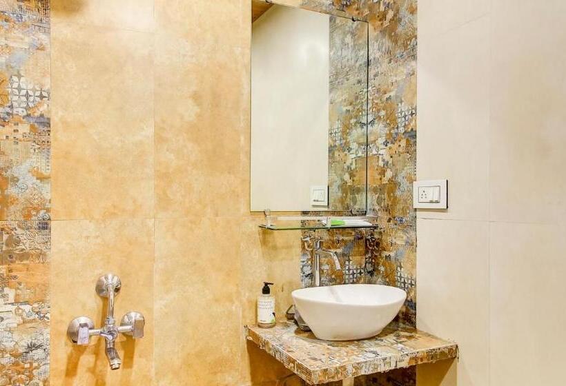 Itsy Hotels The New Hill Retreat, Near By Local Bus Station