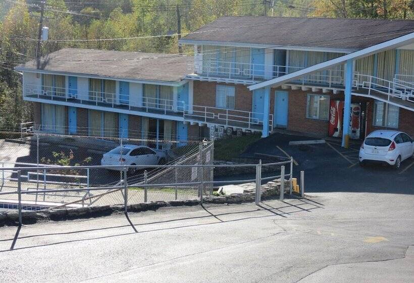 فندق على الطريق Boone Trail Inn