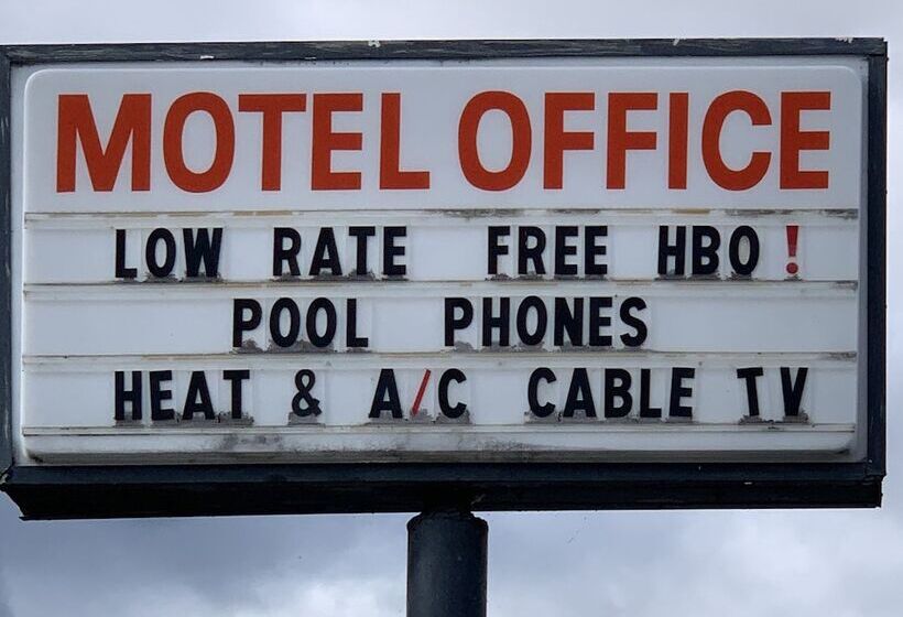 فندق على الطريق Boone Trail Inn