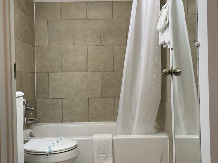 모텔 Boone Trail Inn