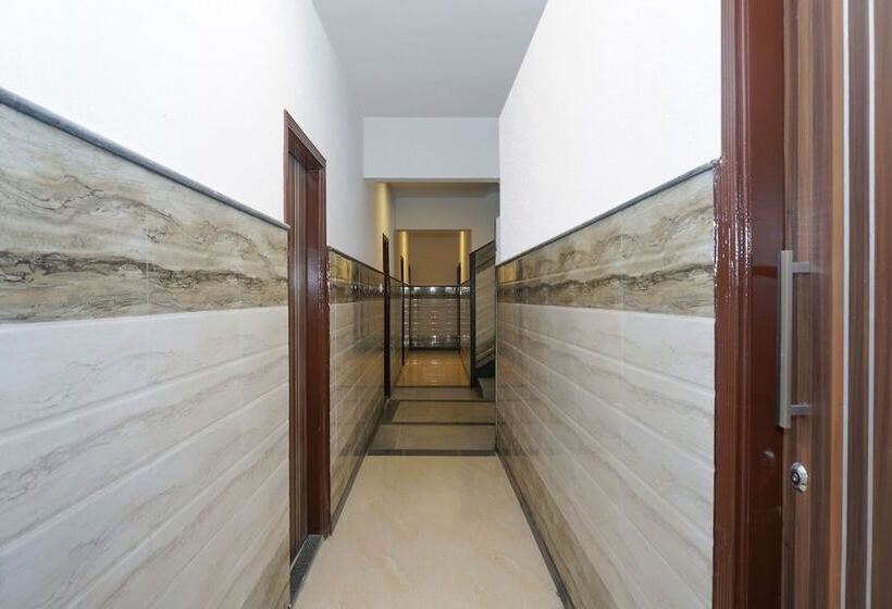 Oyo 16642 Flagship Hotel Mahadev