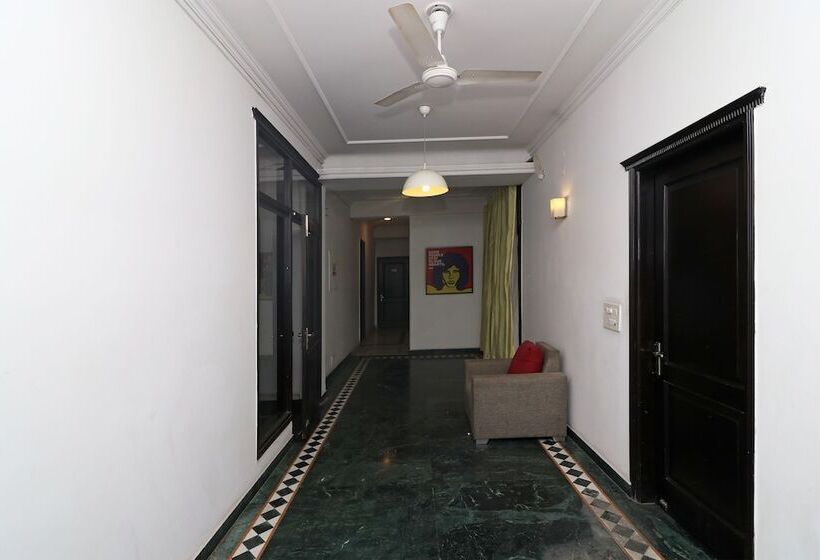 Oyo 16642 Flagship Hotel Mahadev