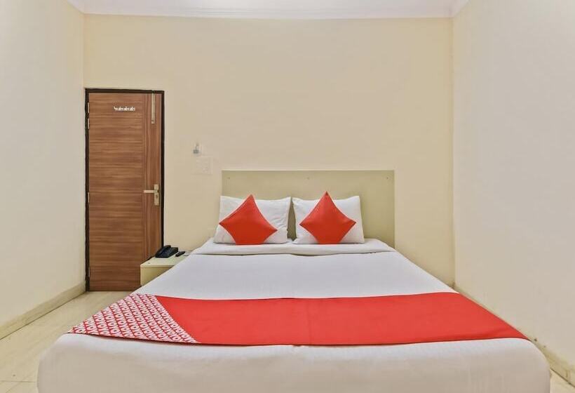 Oyo 16642 Flagship Hotel Mahadev
