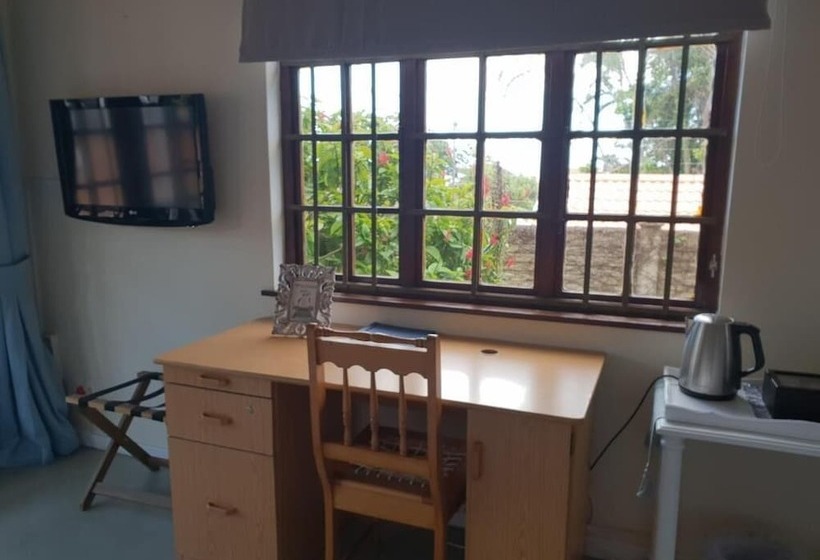 膳宿费 Berkeley House