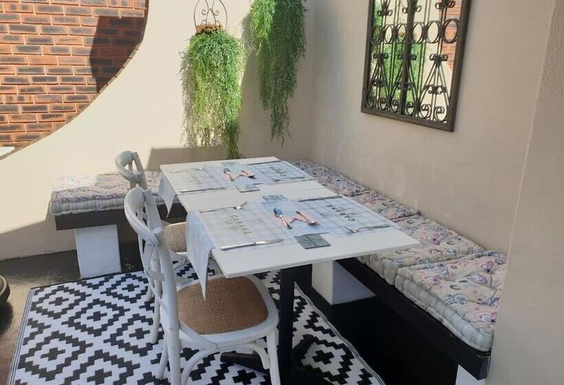 膳宿费 Berkeley House