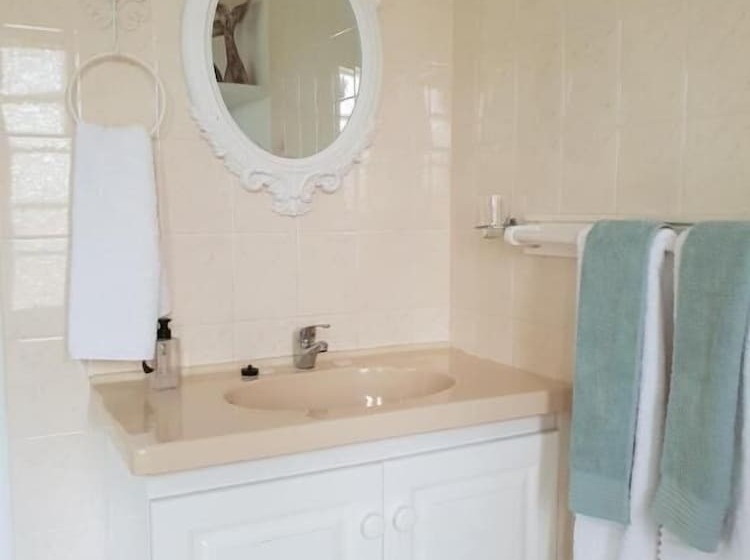 膳宿费 Berkeley House