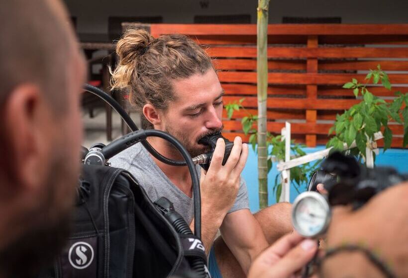 پانسیون Calyx Grand Fuvahmulah