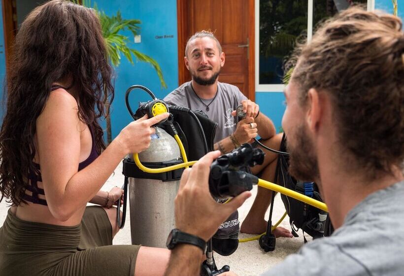 پانسیون Calyx Grand Fuvahmulah