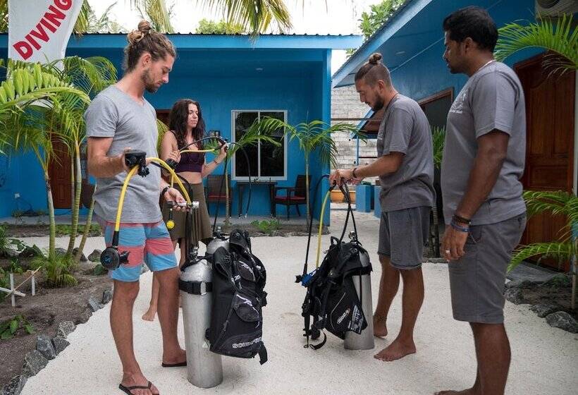 پانسیون Calyx Grand Fuvahmulah