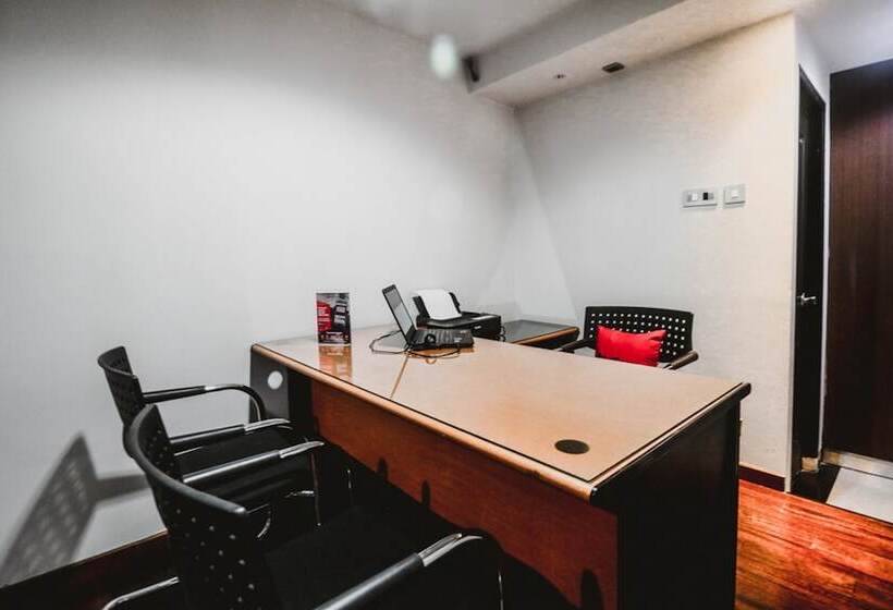 膳宿费 Reddoorz Near Kebon Jeruk Jakarta