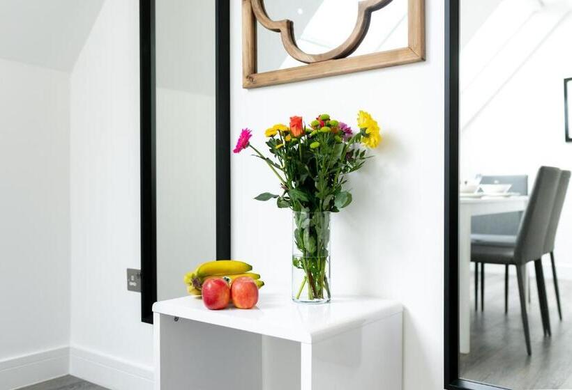 Reading Kings Road Lodge By Creatick Apartments