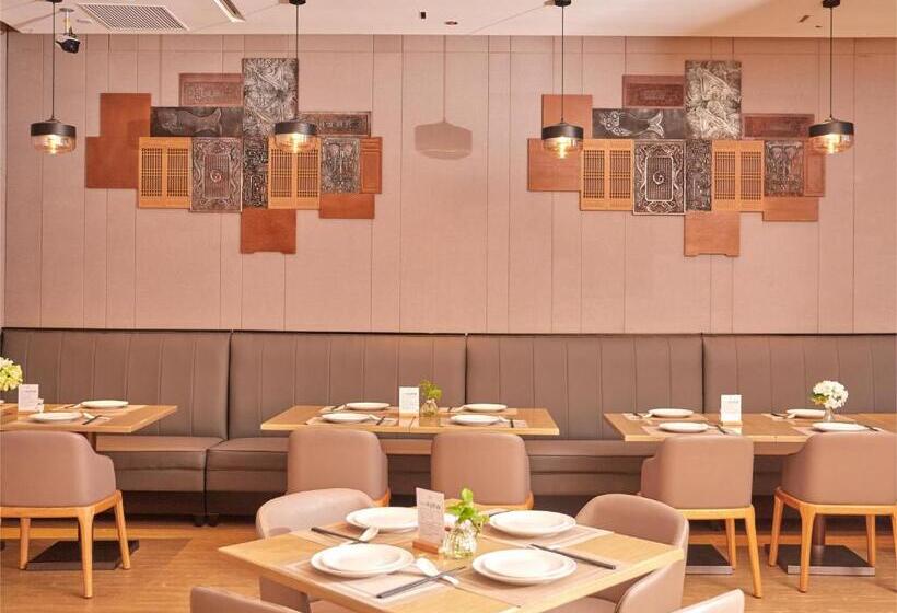 Zenith Hotel Near Train Station & The Mixc