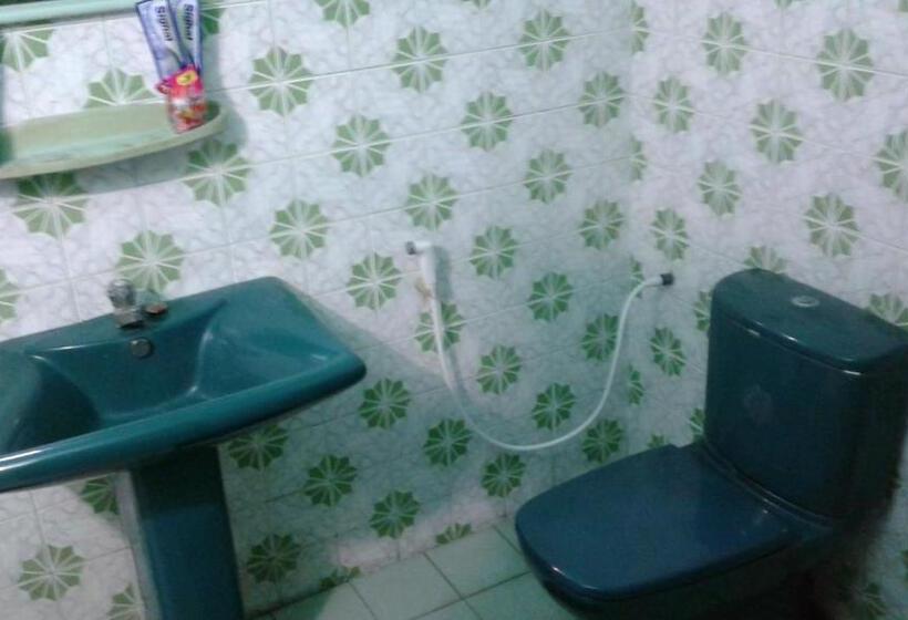 Bed and Breakfast Flower Inn