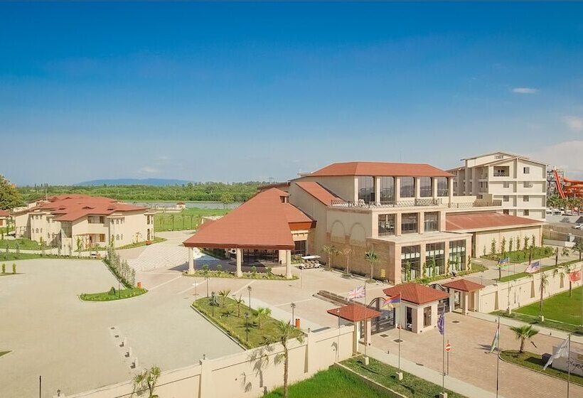 هتل Anaklia Resort by Pratap's Signature