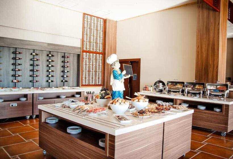 هتل Anaklia Resort by Pratap's Signature