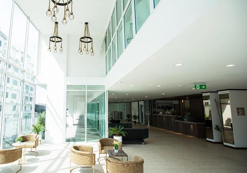 酒店 B2 Nakhonsawan Premier