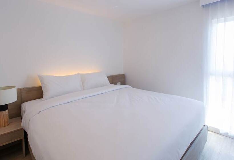 酒店 B2 Nakhonsawan Premier