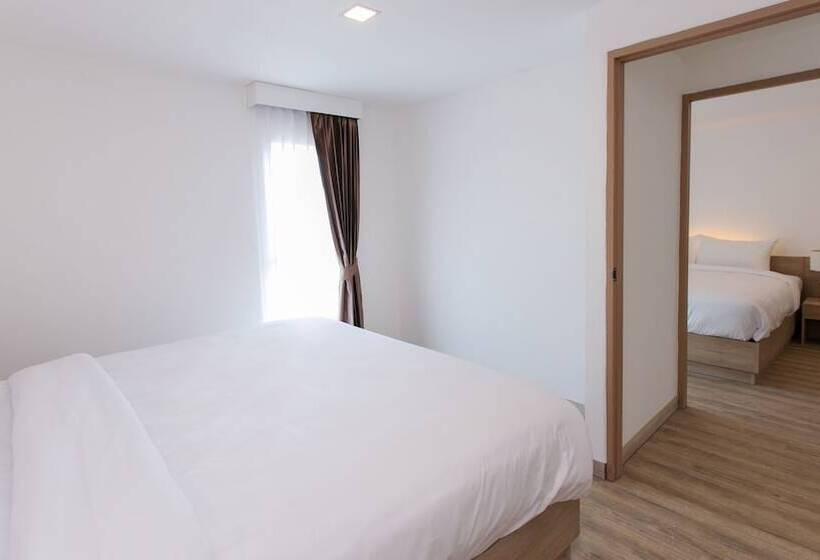 酒店 B2 Nakhonsawan Premier