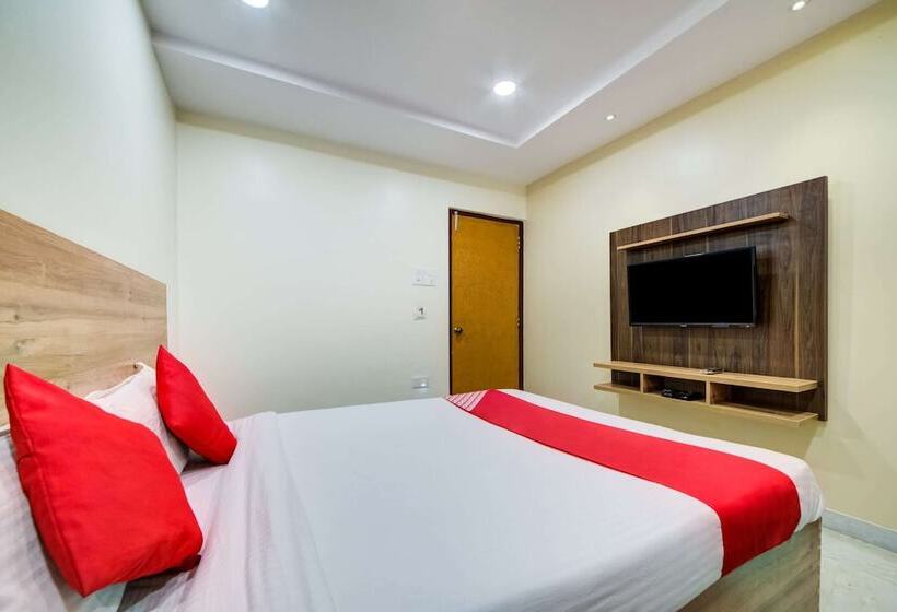 هتل Super Townhouse Townvilla Guesthouse