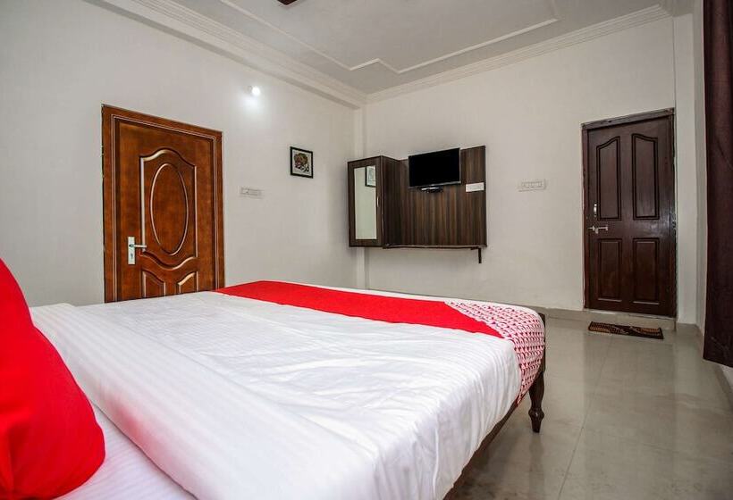 Отель Capital O 18272  Lambodar