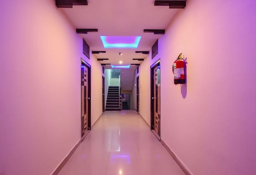 فندق Collection O 18725  Hillside