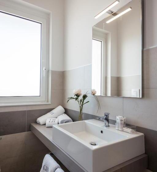 فندق Grieco Business & Spa