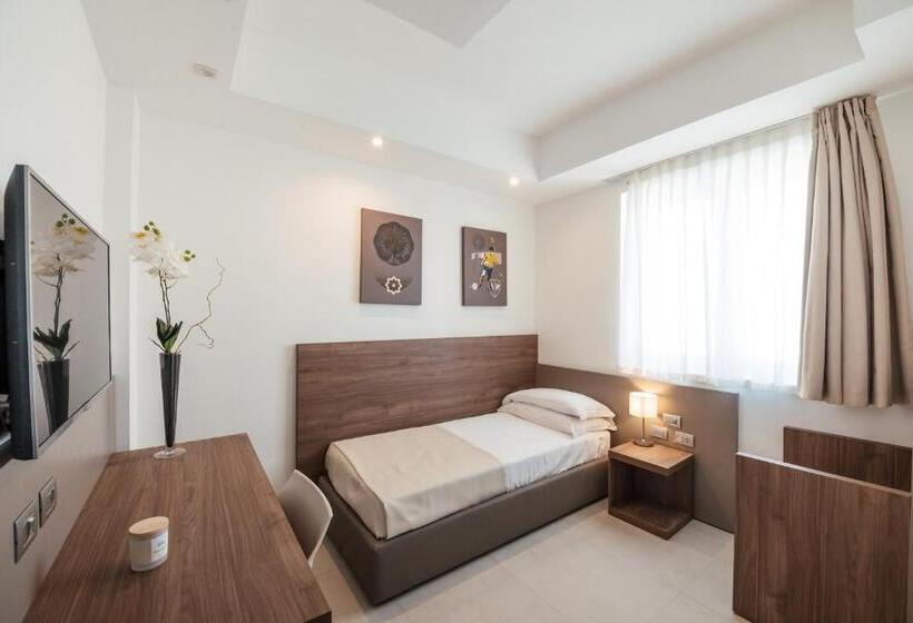 فندق Grieco Business & Spa