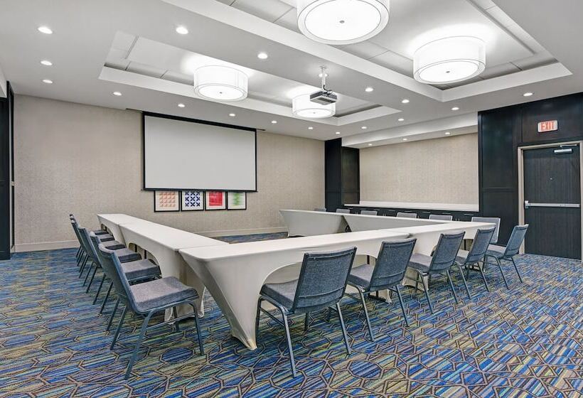 호텔 Holiday Inn Express & Suites Memorial – Citycentre, An Ihg