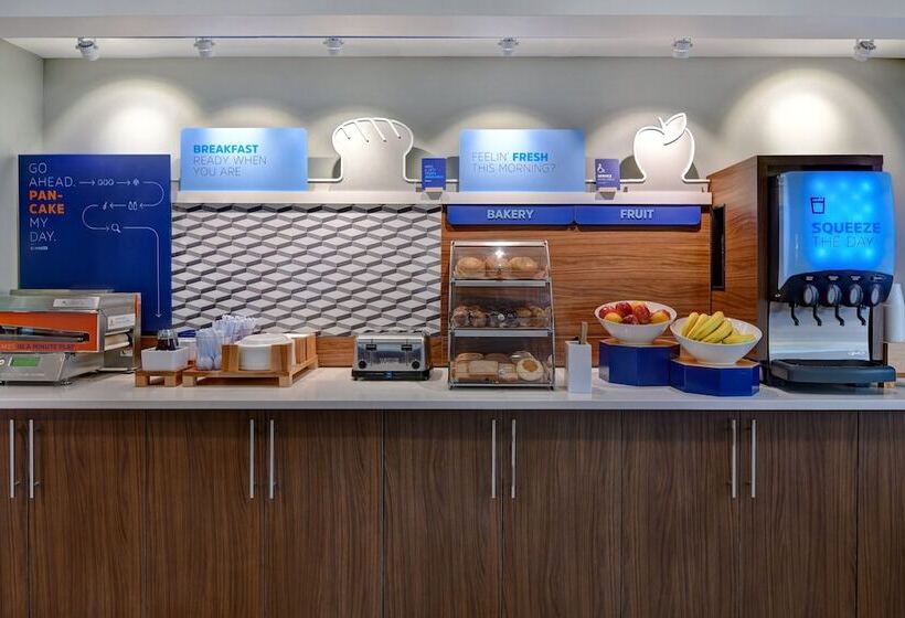 호텔 Holiday Inn Express & Suites Memorial – Citycentre, An Ihg