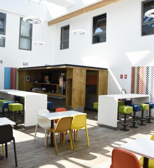 호텔 Ibis Budget Langres