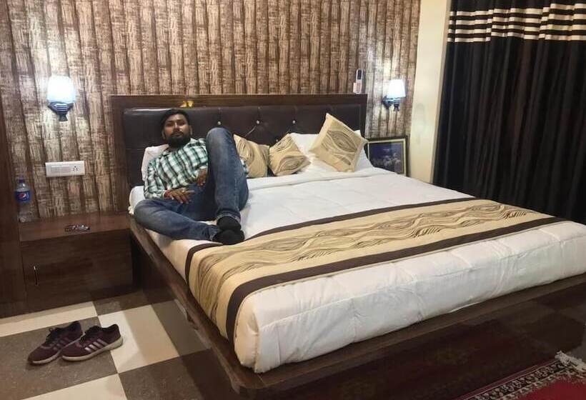 فندق Kings Banaras