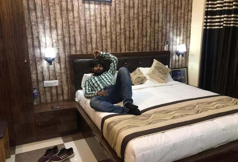 فندق Kings Banaras