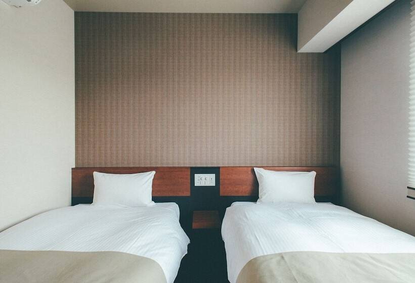 ホテル Kuretakesotakayama Ekimae