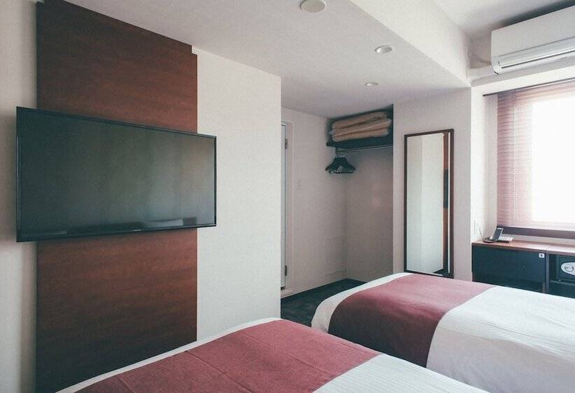 ホテル Kuretakesotakayama Ekimae