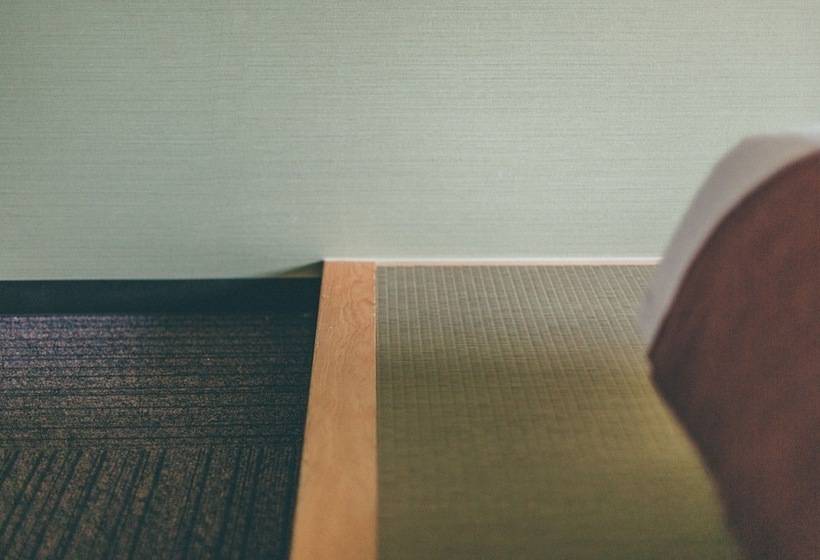 ホテル Kuretakesotakayama Ekimae