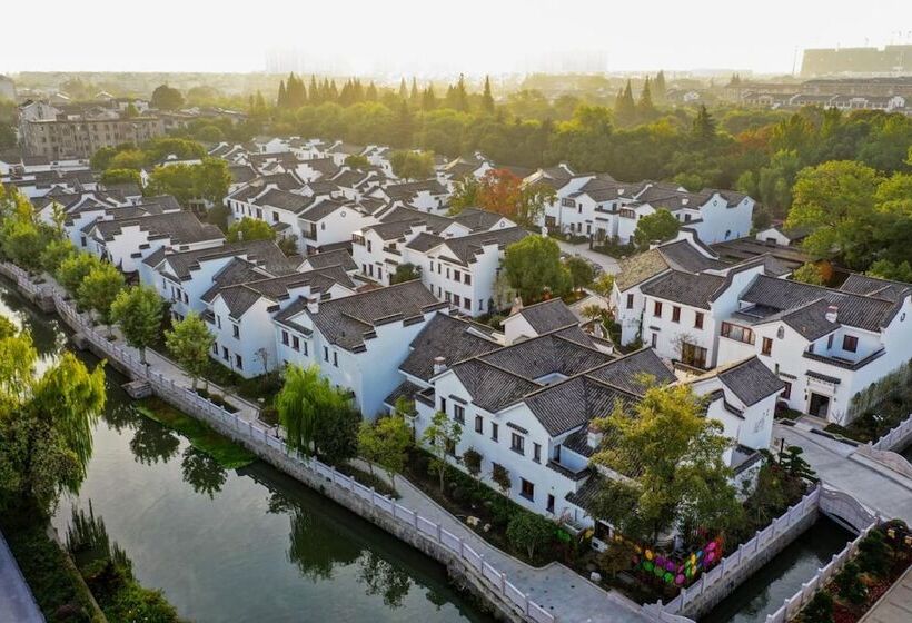 בית מלון כפרי Maison New Century Nanxun Huzhou