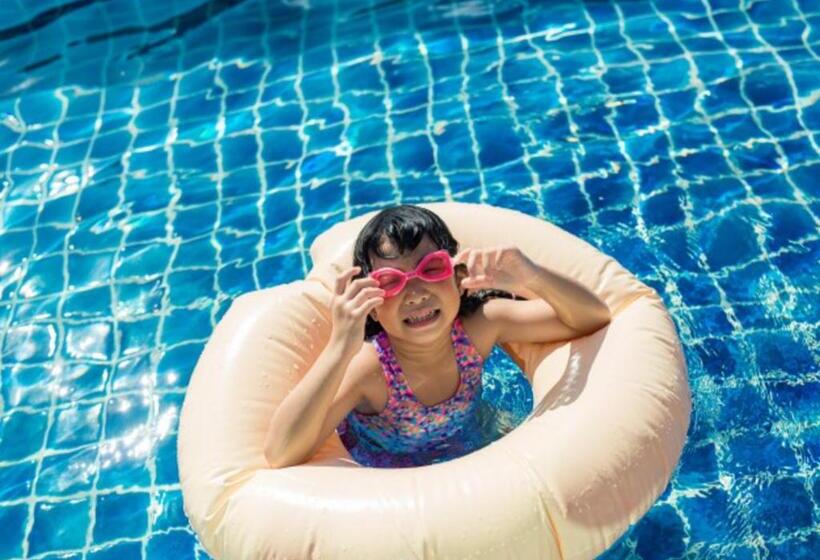 هتل Nostalgia Boutique