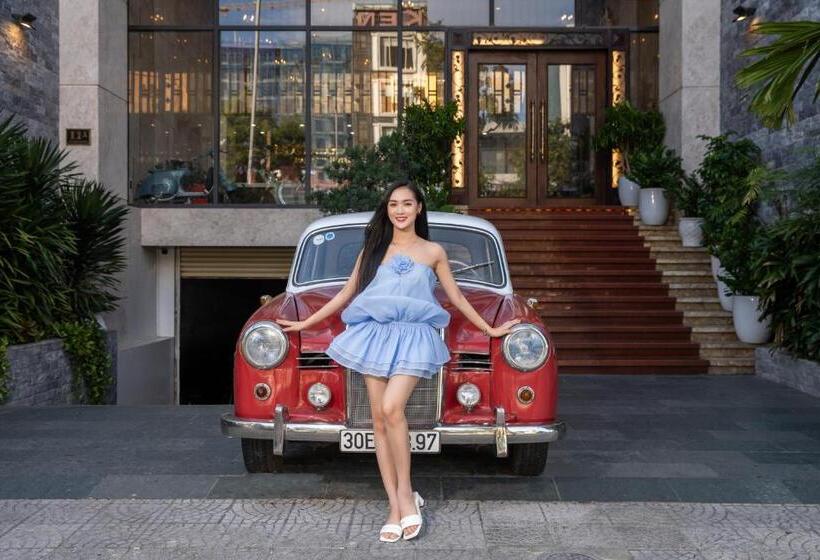 هتل Nostalgia Boutique