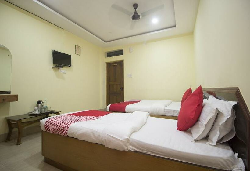 Отель Oyo 16794 Bidhan Residency