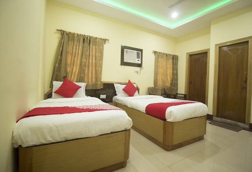 Отель Oyo 16794 Bidhan Residency
