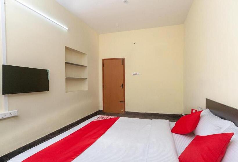 Отель Oyo 19760 Passion Paradise