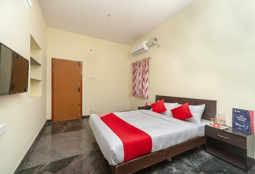 Отель Oyo 19760 Passion Paradise