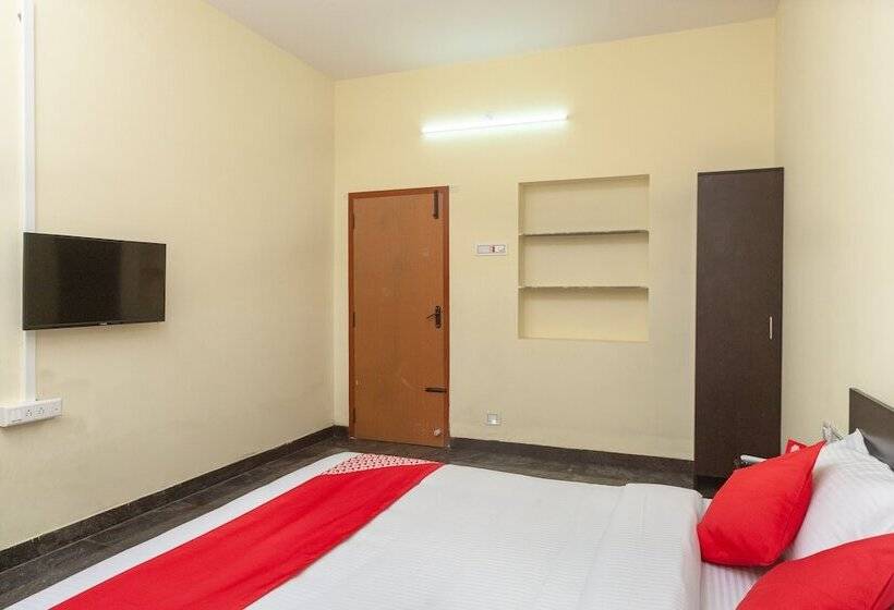 Отель Oyo 19760 Passion Paradise