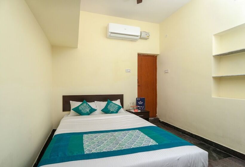 Отель Oyo 19760 Passion Paradise