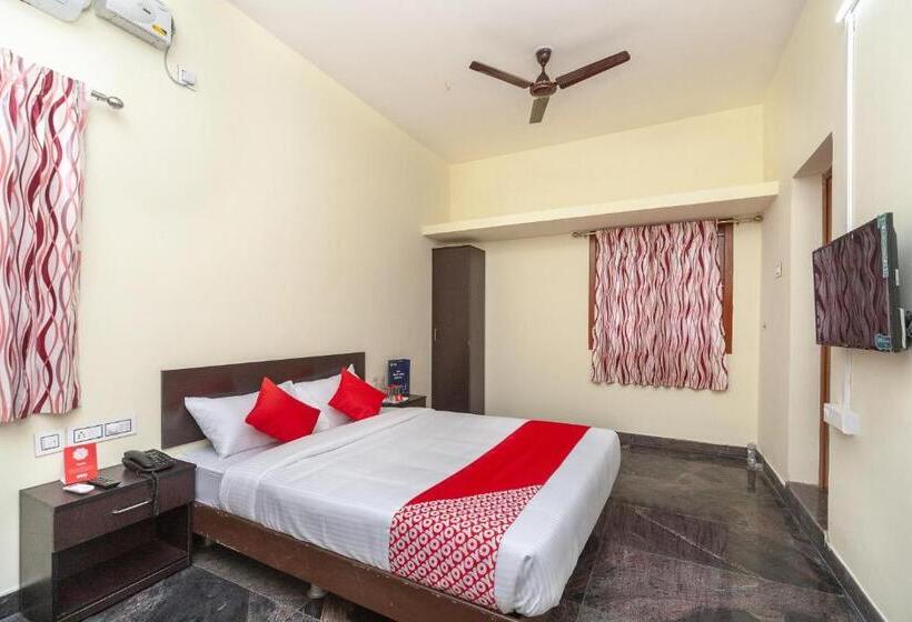 Отель Oyo 19760 Passion Paradise