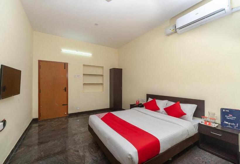 Отель Oyo 19760 Passion Paradise