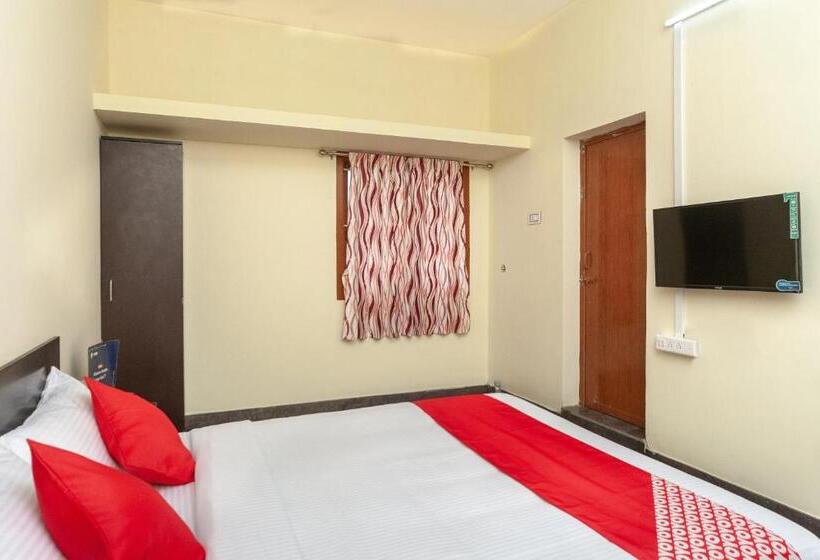 Отель Oyo 19760 Passion Paradise