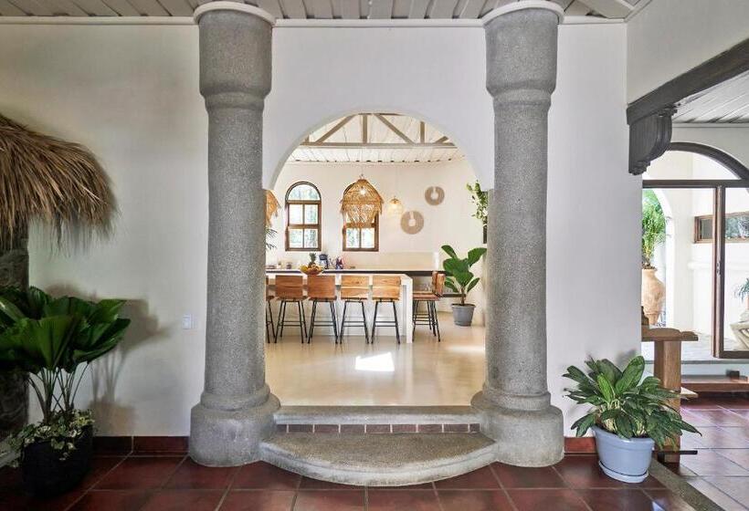 فندق Paradise Beach Lodge