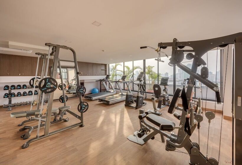 Phnom Penh 51 Hotel & Residences